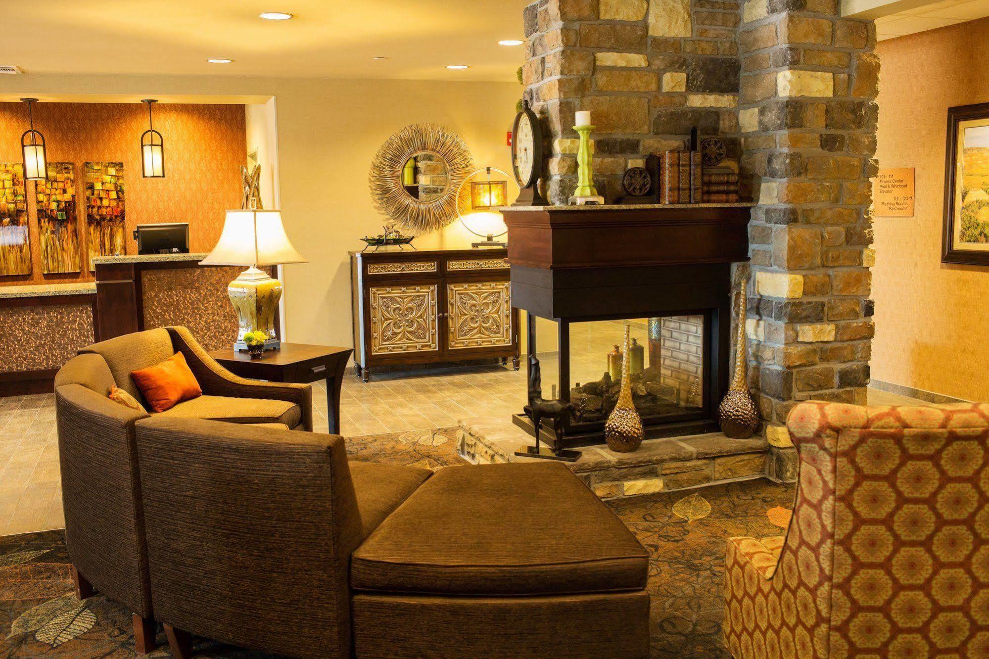 Little Missouri Inn & Suites New Town 외부 사진