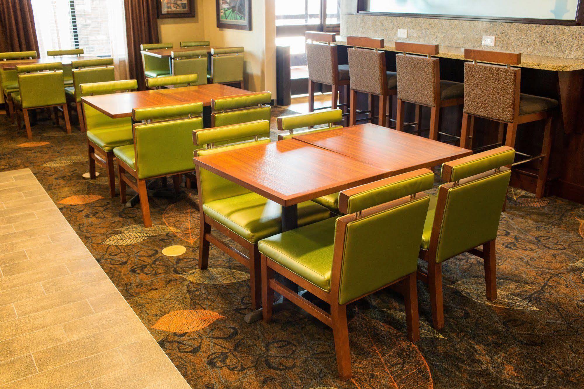 Little Missouri Inn & Suites New Town 외부 사진