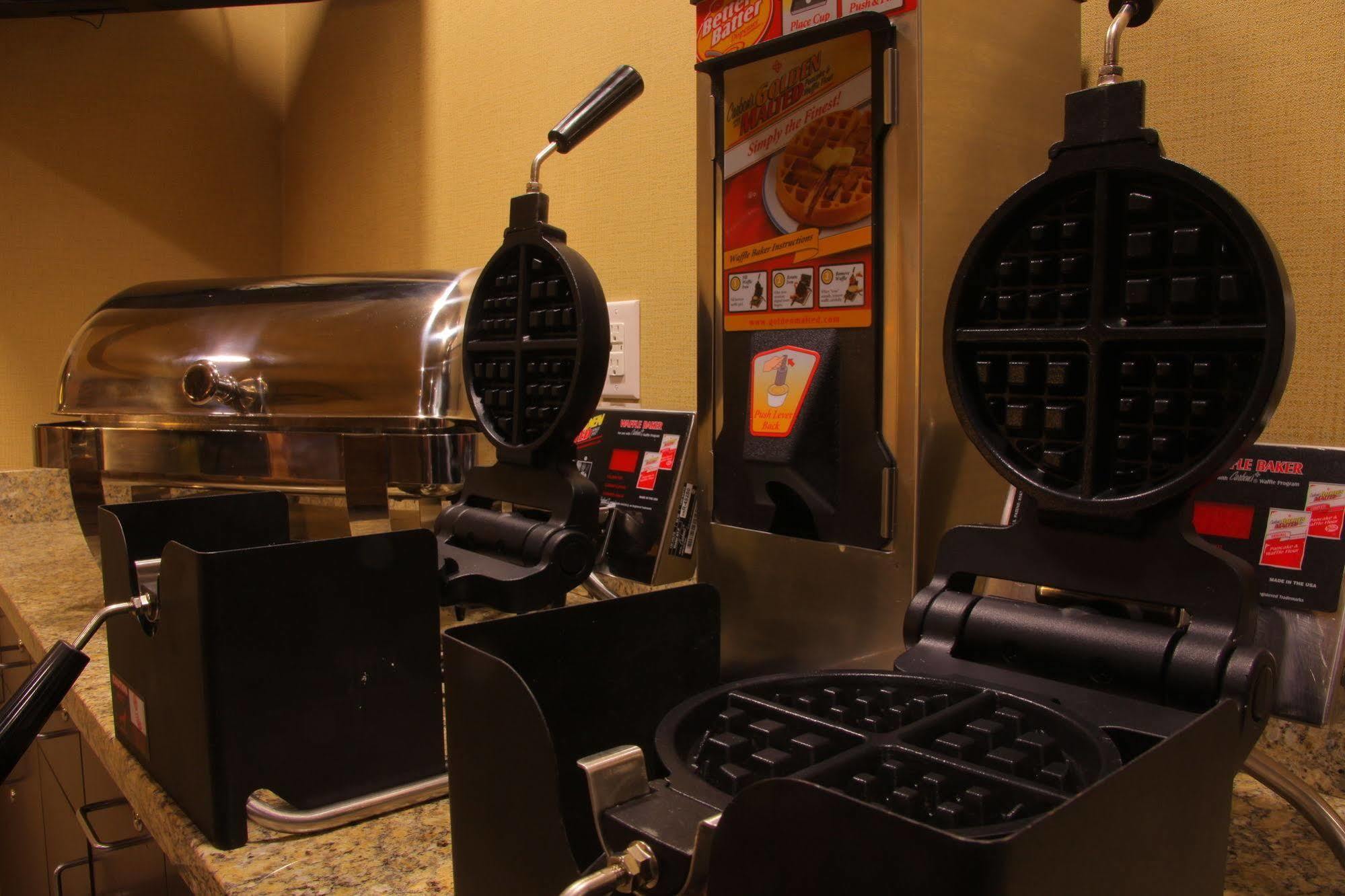 Little Missouri Inn & Suites New Town 외부 사진