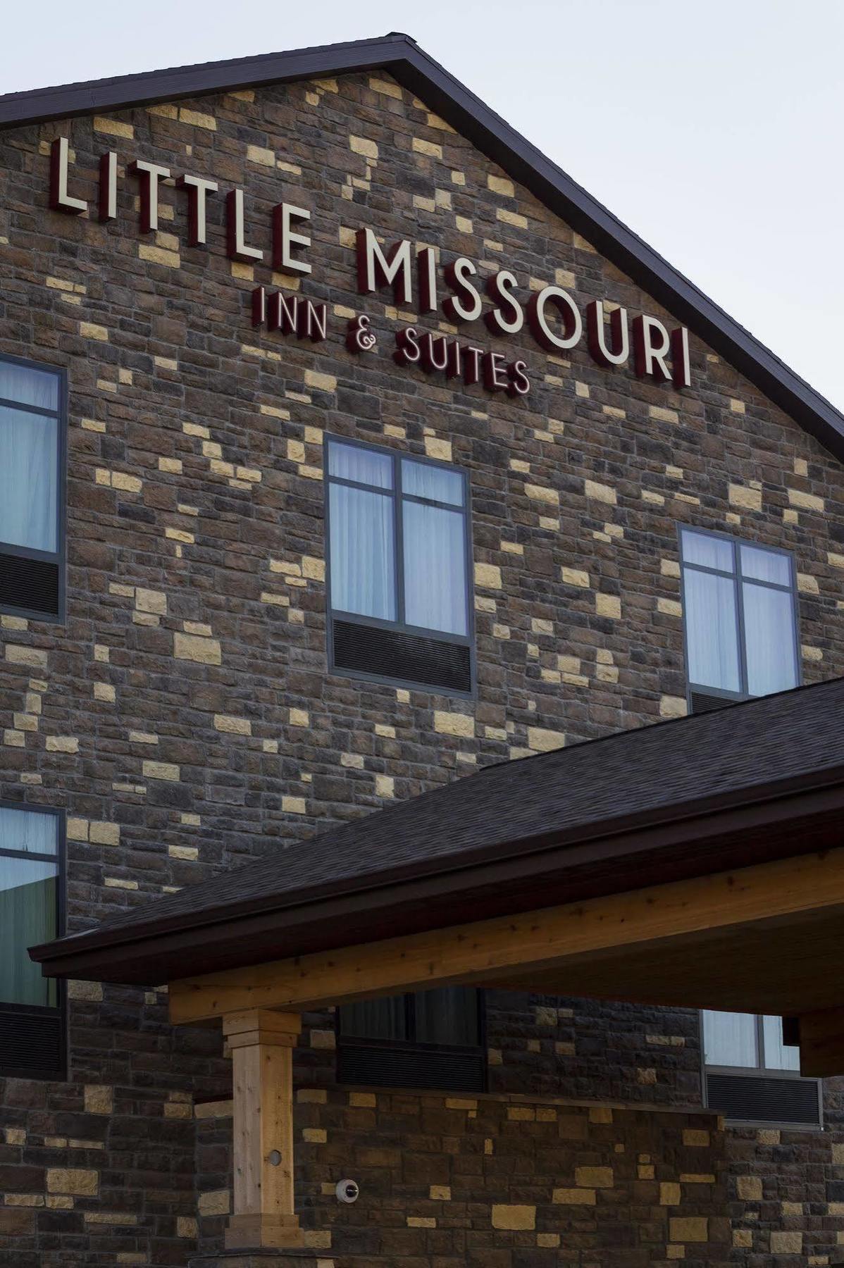 Little Missouri Inn & Suites New Town 외부 사진