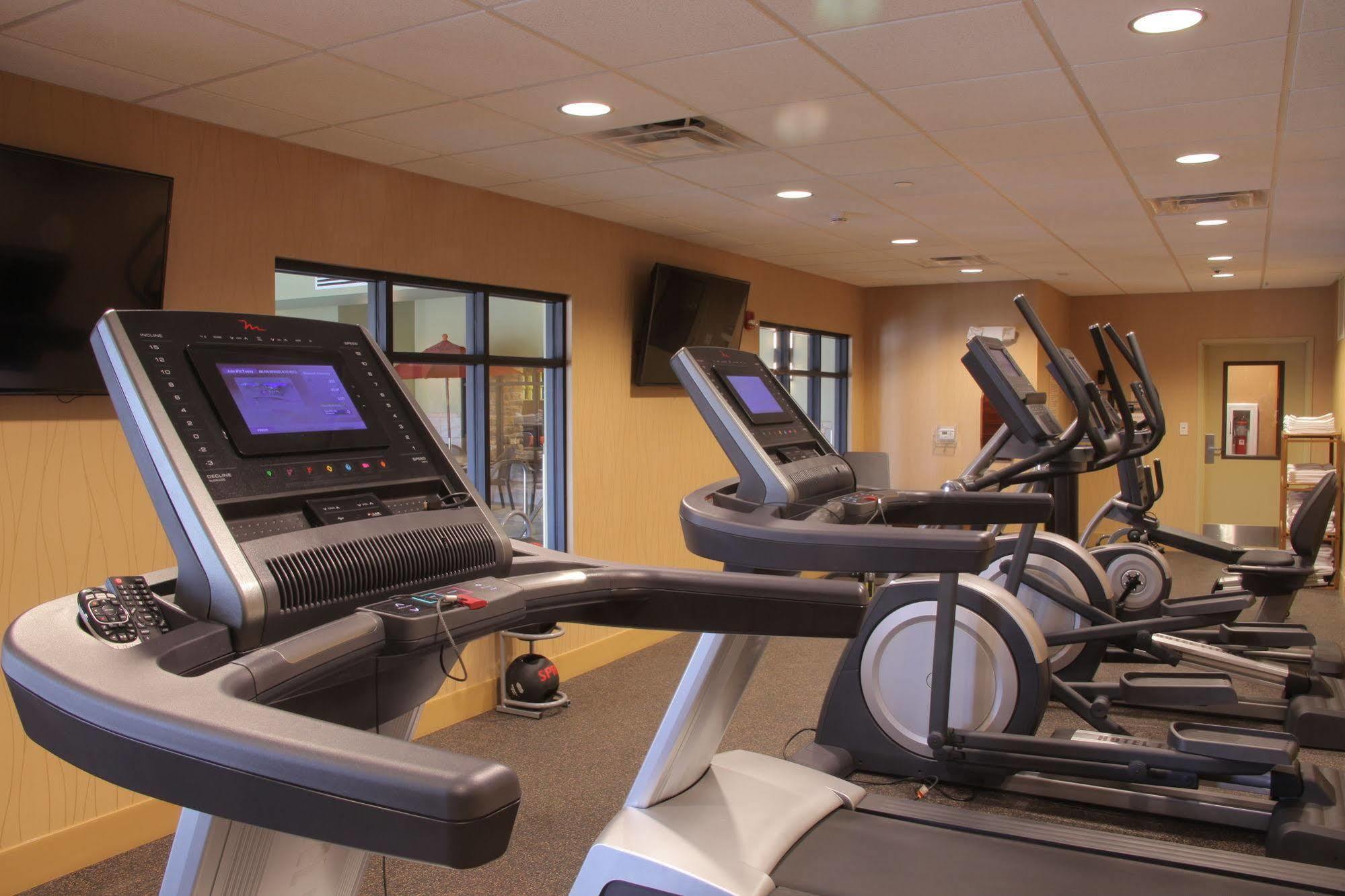 Little Missouri Inn & Suites New Town 외부 사진